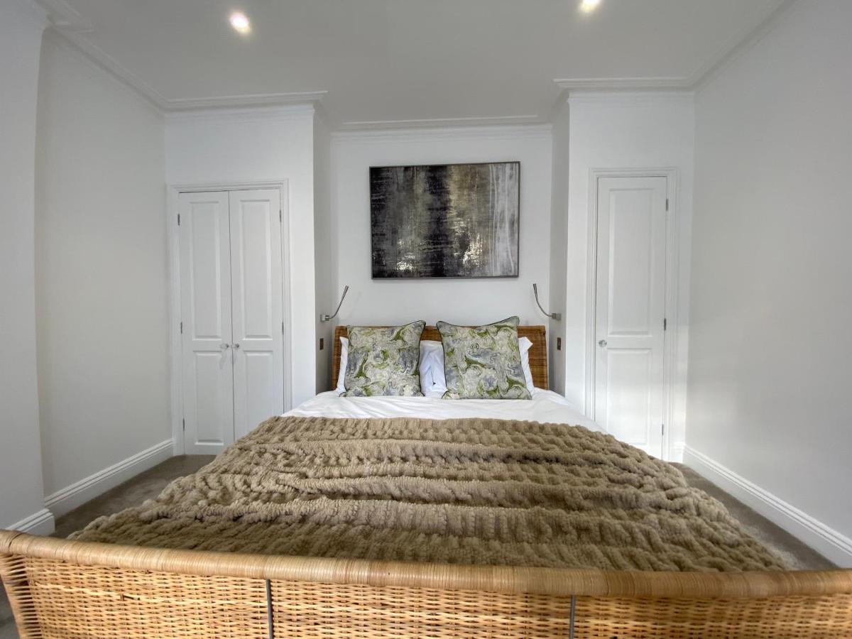 Fantastic Spacious Garden Flat With Own Private Entrance لندن المظهر الخارجي الصورة